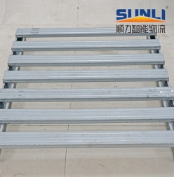 Steel tray supply